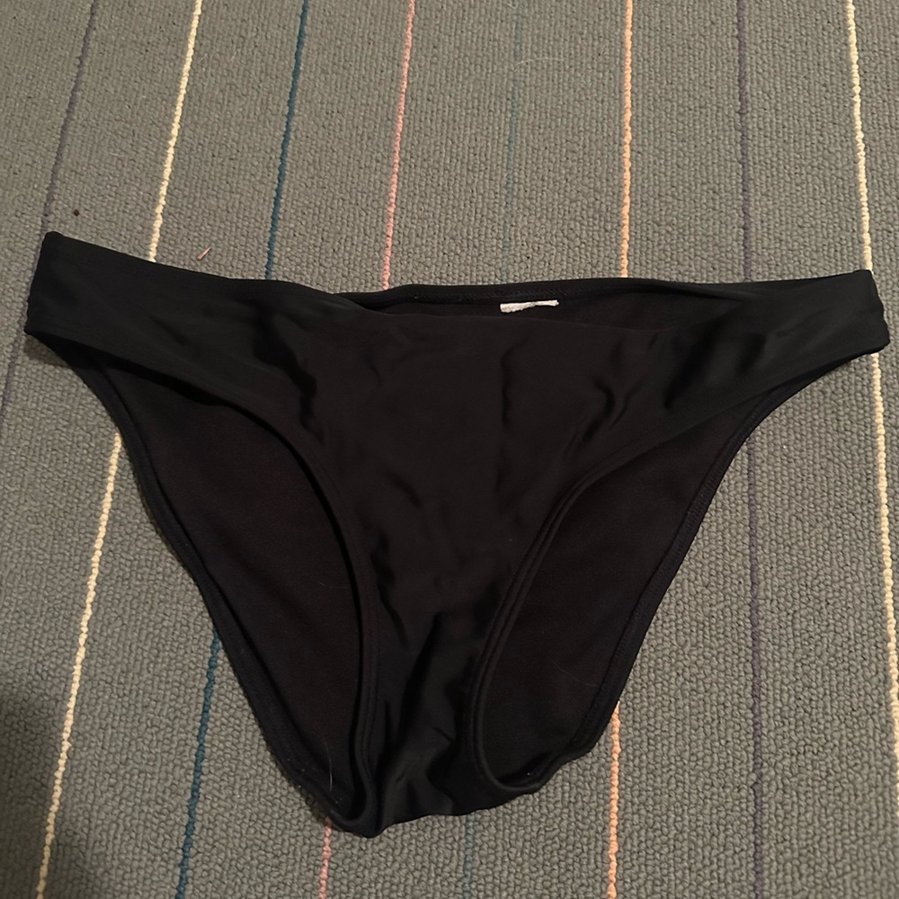 Hollister bikini bottoms, size small